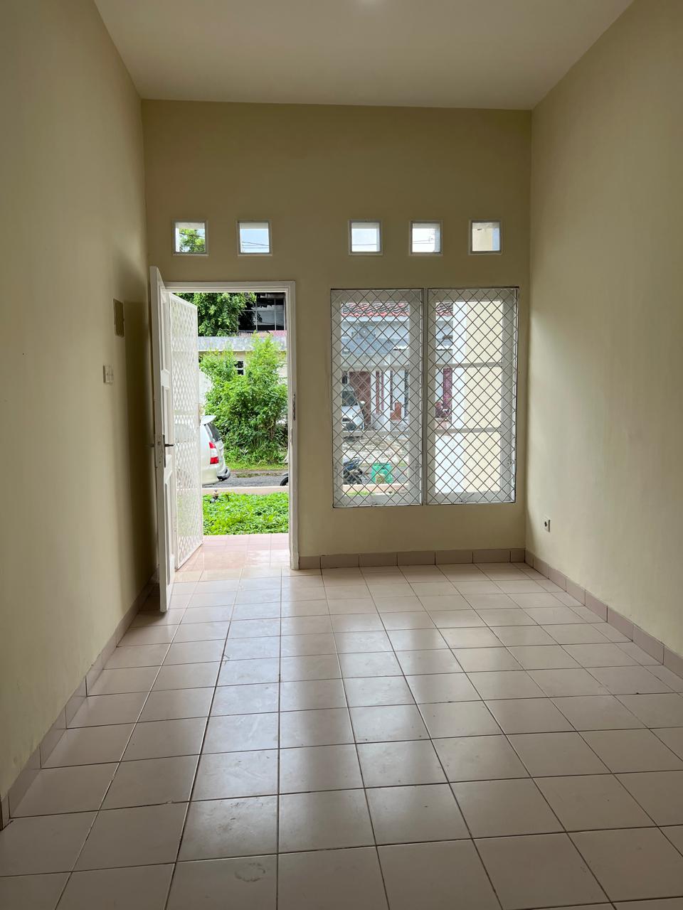 Rumah dijual di Meadow Green Lippo Cikarang